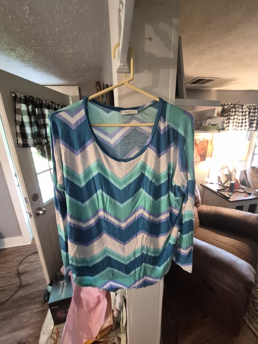 Fascination Women's Chevron Scoop Neck Long Sleeve Top - Blue/Teal/White
